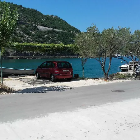 Paula Apartmán *