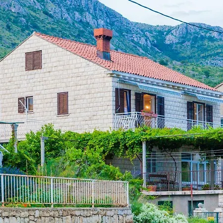 Paula Apartman Mokosica