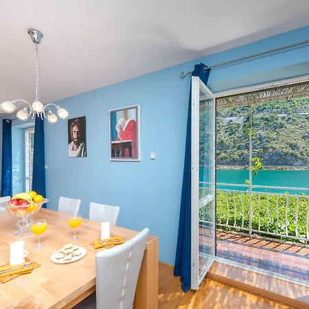 Apartman Paula *